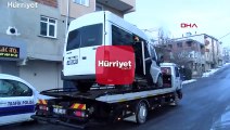İstanbul Sancaktepe'de İETT otobüsüyle minibüs çarpıştı