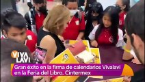 Éxito total firma de calendarios de 'Vivalavi'