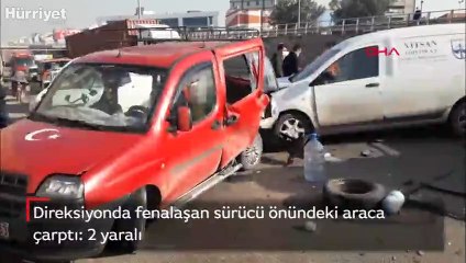 Direksiyonda fenalaşan sürücü önündeki araca çarptı