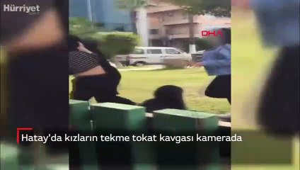 Hatay'da kızların tekme tokat kavgası kamerada