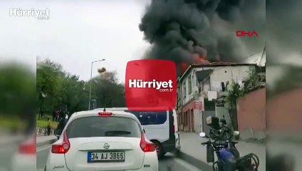 Eyüpsultan'da depoda yangın çıktı