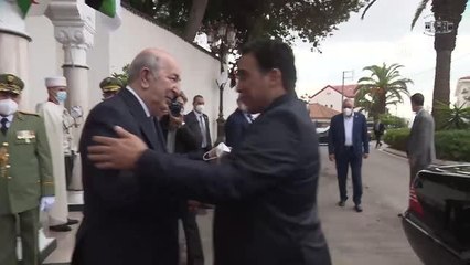 Libya Başkanlık Konseyi Başkanı Menfi Cezayir'de