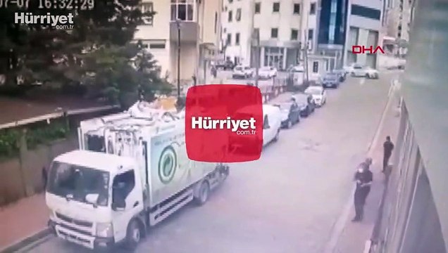 Esenyurt'ta zincirleme kazaya neden olan sürücü kaskom yok diyerek kaçtı