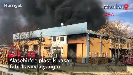 Alaşehir'de plastik kasa fabrikasında yangın