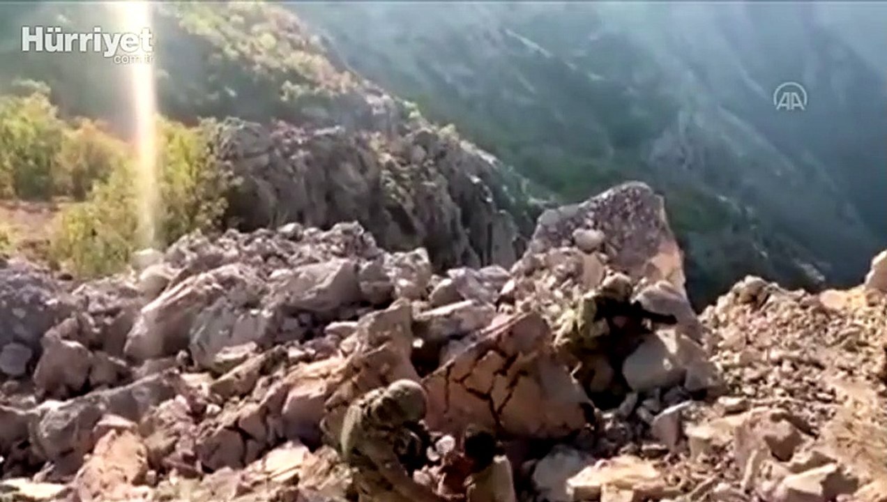 Mağaradaki teröristler böyle teslim oldu!