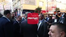 AK Parti ve CHP'li isimlerden renkli görüntüler: Esnaf ziyaretinde karşılaştılar
