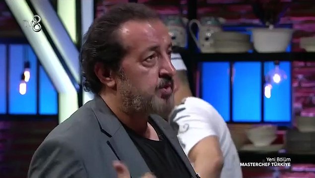 MasterChef’te yarışmacıya diskalifiye şoku! Mehmet Şef fark etti