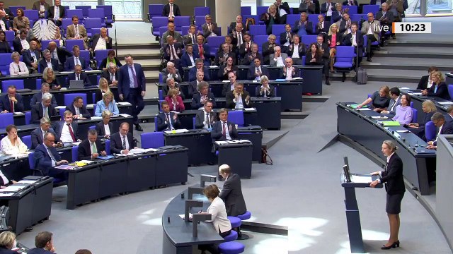 Alice Weidel am Dienstagabend bei „maischberger . Im Gespräch mit der FDP-Politikerin Marie-Agnes Strack-Zimmermann zeigte die AfD-Vorsitzende selbst jedoch wenig ...