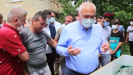 Babasının kullandığı minibüsün altında  kalan Zeynep, gözyaşlarıyla toprağa verildi