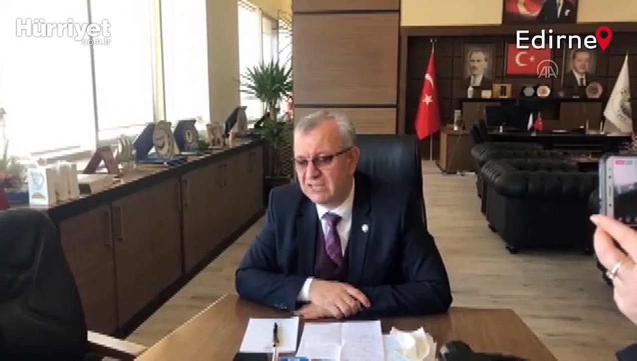 Keşan Belediye Başkanı Mustafa Helvacıoğlu,  vatandaşların gönüllü karantinaya girmelerini istedi