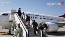 Taliban kontrolünde ilk iç hat uçuş seferi gerçekleştirildi, döviz büroları yeniden hizmet vermeye başladı