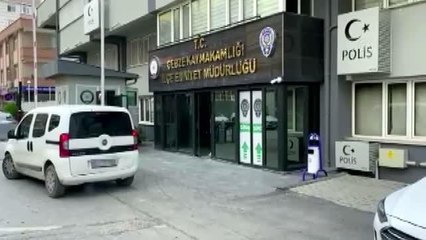 Market kasasından para çaldığı iddiasıyla 2 kişi yakalandı