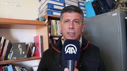 Türk akademisyen "Kum kriketi" ismini verdiği çekirge türünü dünyaya tanıtıyor