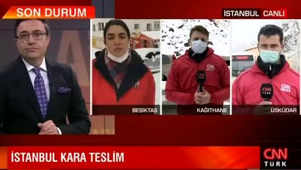 Kağıthane'de duvar araçların üzerine çöktü