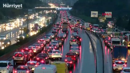 İstanbul'da trafik yoğunluğu yüzde 80'e ulaştı