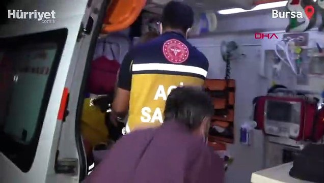 Mutfakta hırsızla karşılaşan kadın dövülüp, bıçaklandı