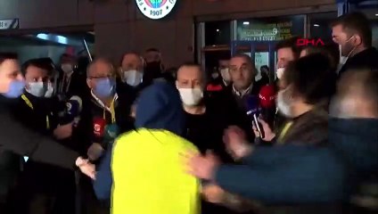 Rambo Okan'dan  Abdurrahim Albayrak'a saldırmaya çalıştı! İşte o anlar...