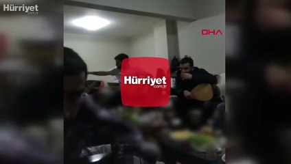 Bursa'da kısıtlamaya rağmen eğlence  canlı yayın yapınca yakalandılar