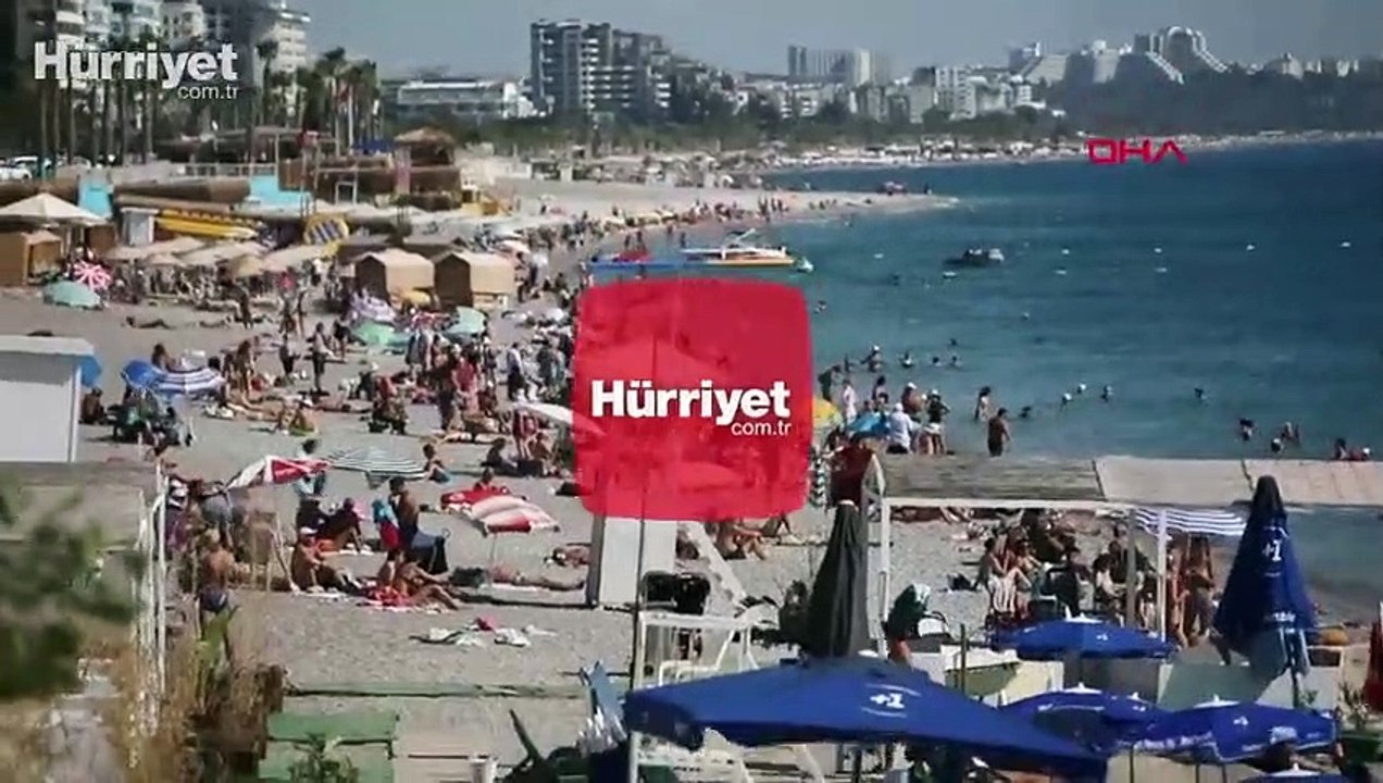 Antalya'da ekimde sahillerde ağustos manzarası