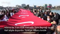 Adana'da 3 bin 628 metrelik Türk Bayrağı açıldı... Vali böyle duyurdu: Türkiye rekoru kırdık