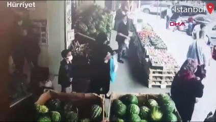 Yer Esenyurt... 3 kişi, tartıştıkları kişiyi, tekme tokat dövdü!