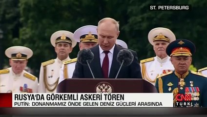 Rus Donanması Günü nedeniyle geçit töreni düzenlendi