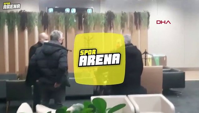 Galatasaray'ın anlaşma sağladığı Domenec Torrent, İstanbul'a geldi