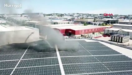 Tuzla'da lojistik firmasına ait depoda yangın