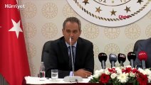 Milli Eğitim Bakanı Ziya Selçuk görevini Prof. Dr. Mahmut Özer'e devretti