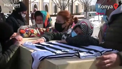  Koronavirüsten ölen erkek hemşire, Beşiktaş formasıyla uğurlandı