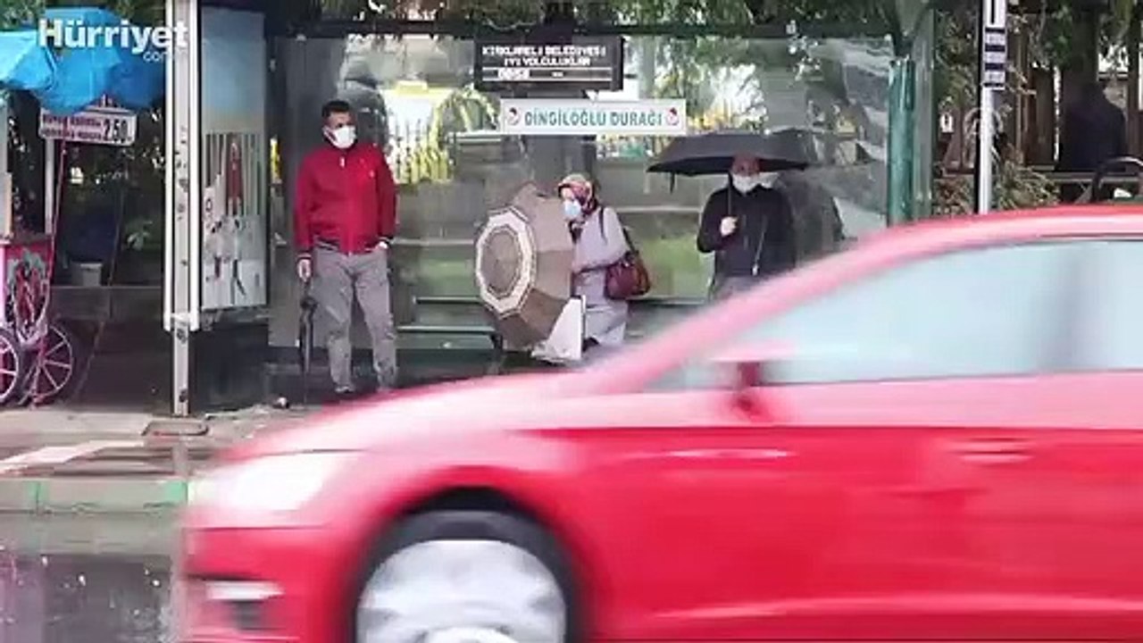 Trakya'da aralıklarla şiddetini artıran sağanak etkili oluyor