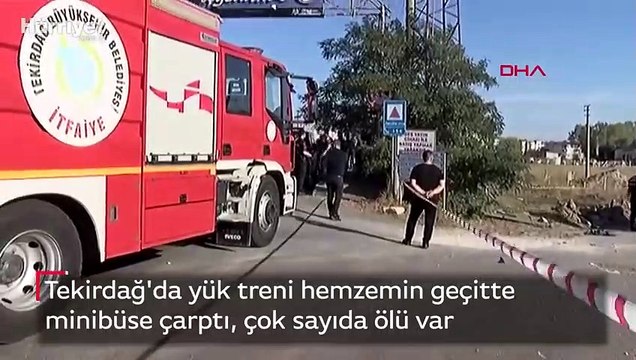 Tekirdağ'da yük treni hemzemin geçitte minibüse çarptı, çok sayıda ölü var