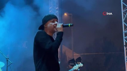 Düzce kültür sanat haberi | Düzce'de Ceza rüzgarı: On binler muhteşem konserde eğlendi