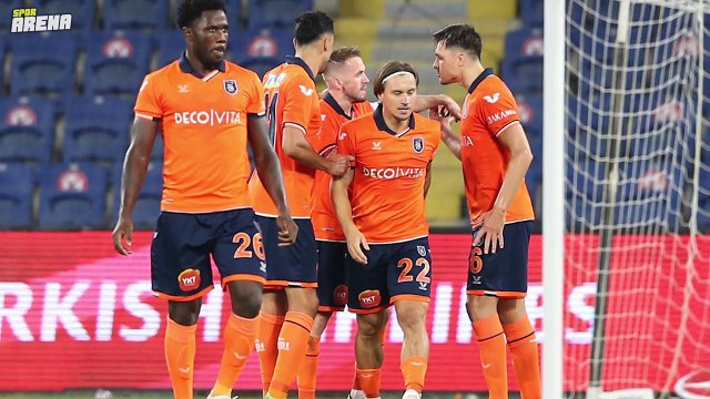 Kuntz Tayfun Korkut ile çalışabilirdi, Berisha ne yapsın, Messi-CR7 oynayamaz | Hadi Ben Kaçtım #30