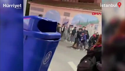 Sultangazi'de öğrenci kavgası kamerada