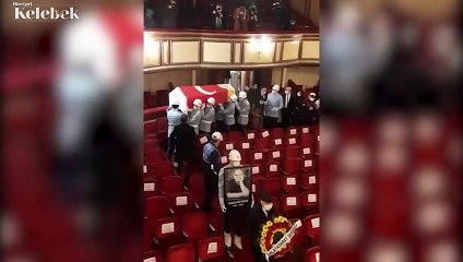 Rasim Öztekin için Ses Tiyatrosu'nda anma töreni