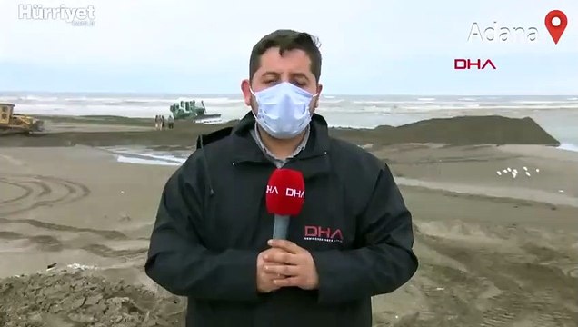 Karataş sahilindeki kirlilik nedeniyle Akyatan Lagünü'nün girişi kapatıldı