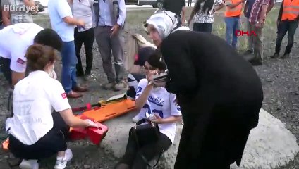 Sürücü adayının kullandığı araç takla attı: 2 yaralı