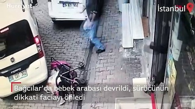 Bebek arabası devrildi, sürücünün dikkati faciayı önledi