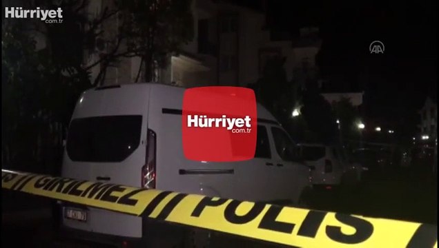 Bir villada aynı aileden 4 kişi silahla vurulmuş halde ölü bulundu