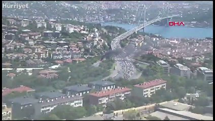 15 Temmuz Şehitler Köprüsü bağlantı yolunda otomobil yangını