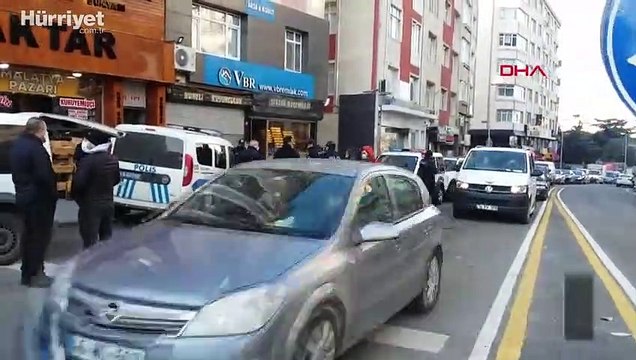 Silivri'de kuyumcu, soyguncuyu vurdu