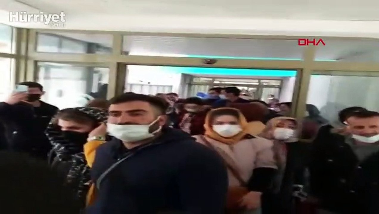 İranlılar akın akın Van'a geliyor! Sınır kapısında 'Muhteşem Cuma' yoğunluğu