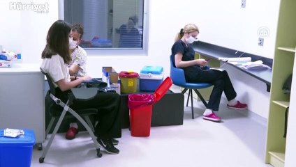 Kovid-19'la mücadelede 18 yaş ve üstündekilerin aşılanmasına başlandı