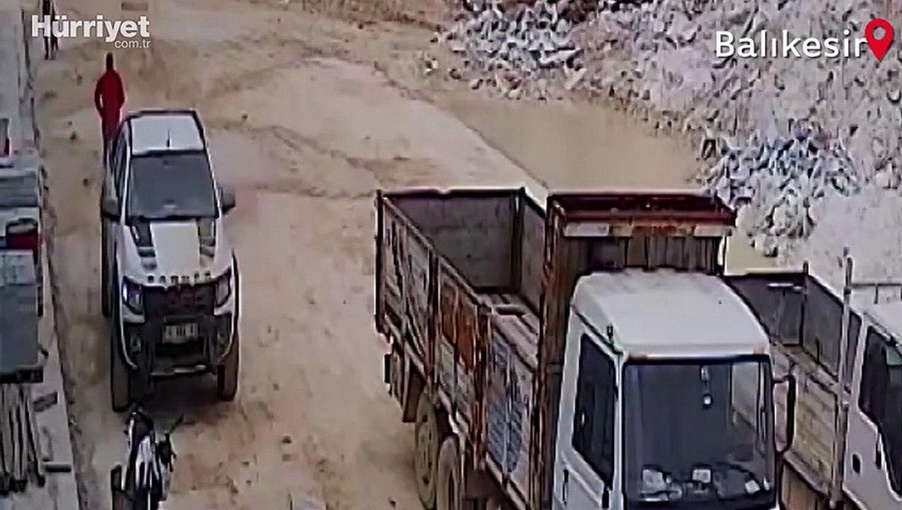 Balıkesir'de maden mühendisi kadın dehşeti yaşadı  o anlar kamerada