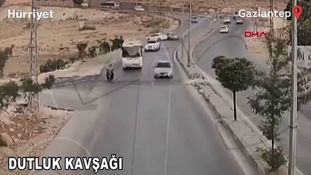 Gaziantep'te kazalar mobese kameralarına yansıdı