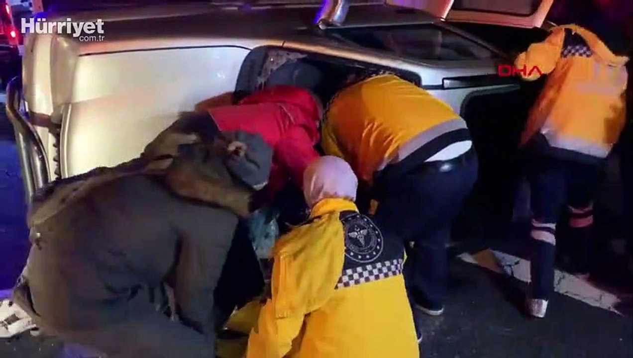 Sürücüsünün direksiyon başında uyuduğu otomobil cipe çarptı: 1 yaralı