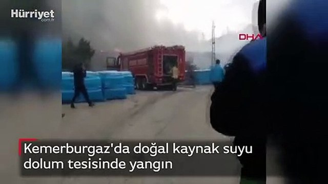 Kemerburgaz'da doğal kaynak suyu dolum tesisinde yangın