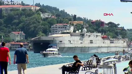 ABD savaş gemisi İstanbul Boğazı'ndan geçti
