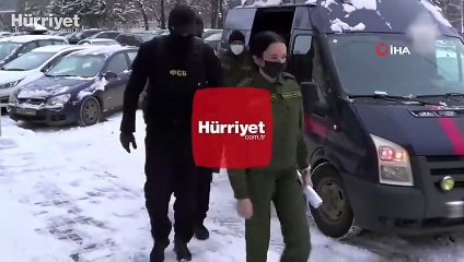 Rus Belediye Başkanı çalışırken gözaltına alındı